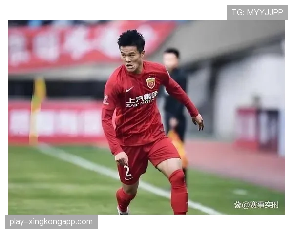 大连英博孙康博李昂后防补充 经验丰富老将稳定球队防守体系 大连英博孙康博李昂后防补充 经验丰富老将稳定球队防守体系